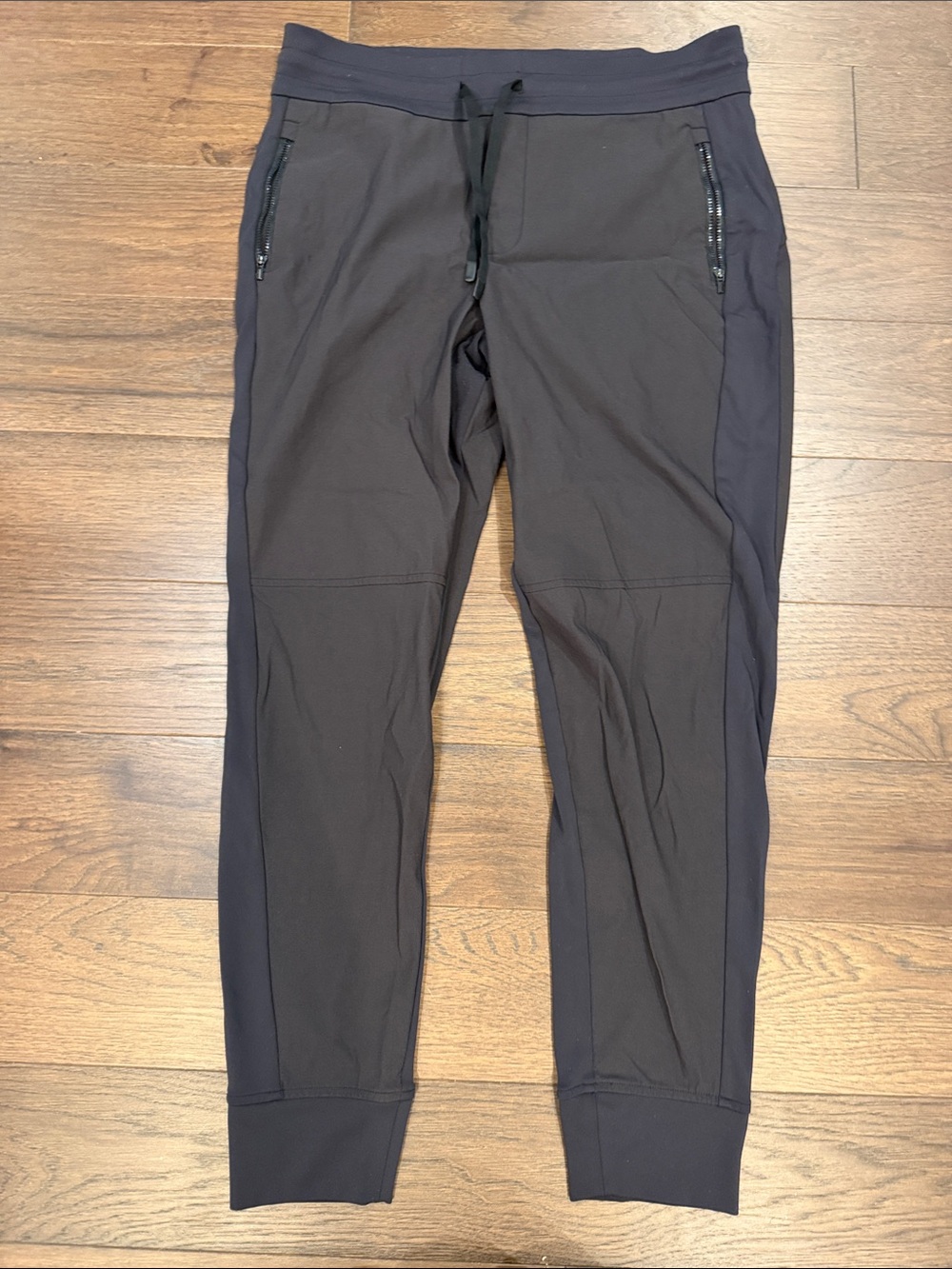 Athleta Headlands Hybrid Trek Jogger Pants Womens Size 12 Black - C60-036